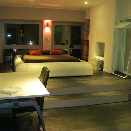 A14 Business Suite Sesto San Giovanni Camera foto