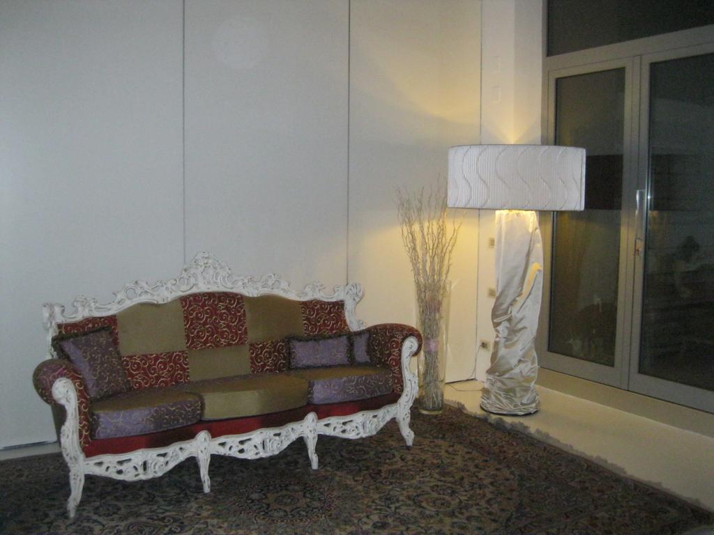 A14 Business Suite Sesto San Giovanni Camera foto
